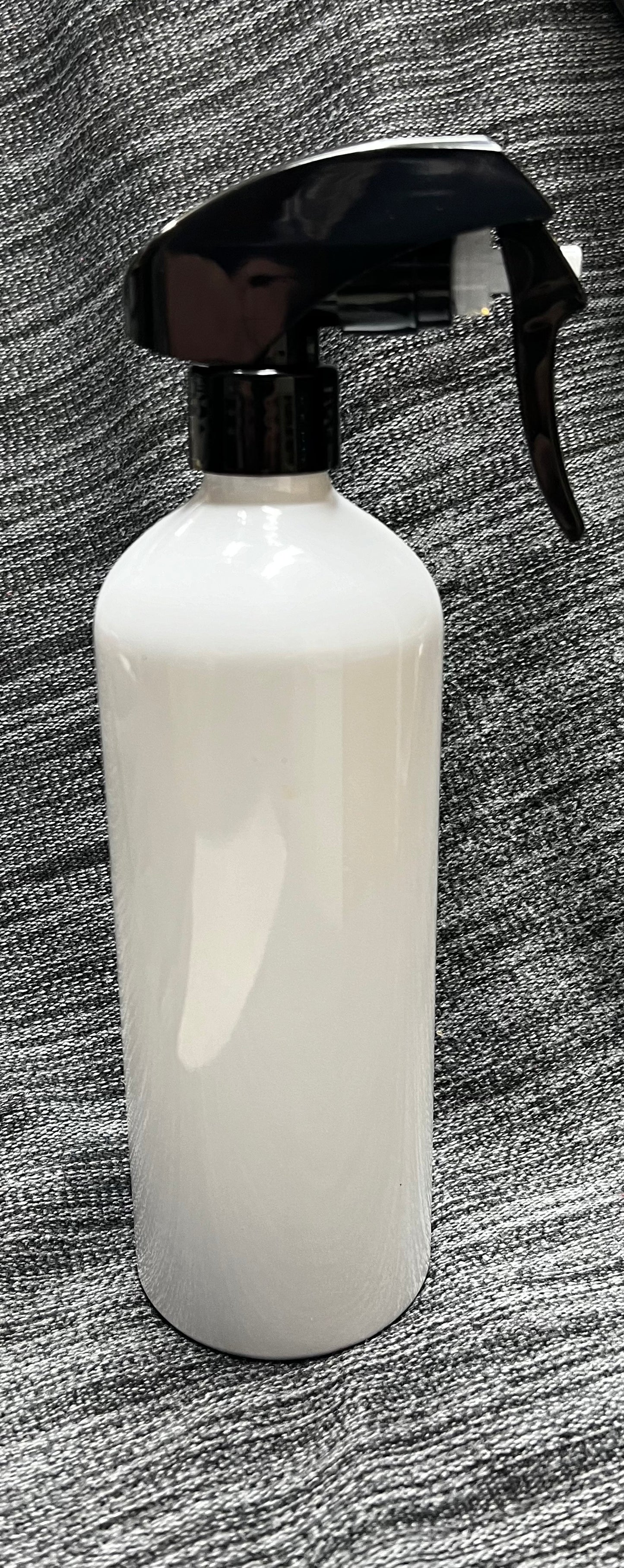 Custom 16oz spray bottle